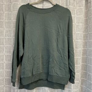 American Eagle Outfitters Forest Green Over-Sized Crew Neck Sweater